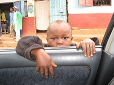 Thika, Kenya Expedition - Can I hunt too? I am closer to the ground and will see them better!