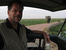 Thika, Kenya Expedition - Yes Greg, elephants have the right of way!