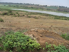 Thika, Kenya Expedition - Mike hunting grassy field.